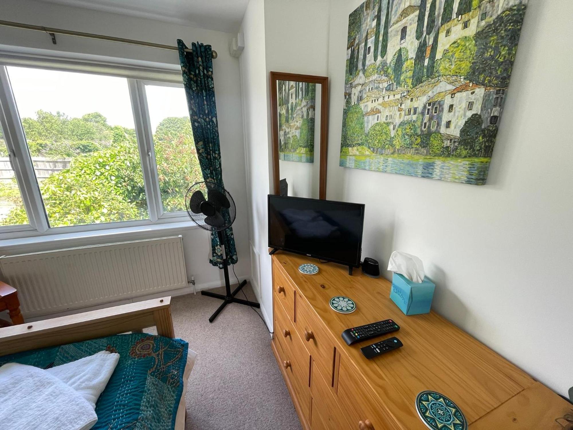 Holiday home Close To Sea And South Downs National Park - *